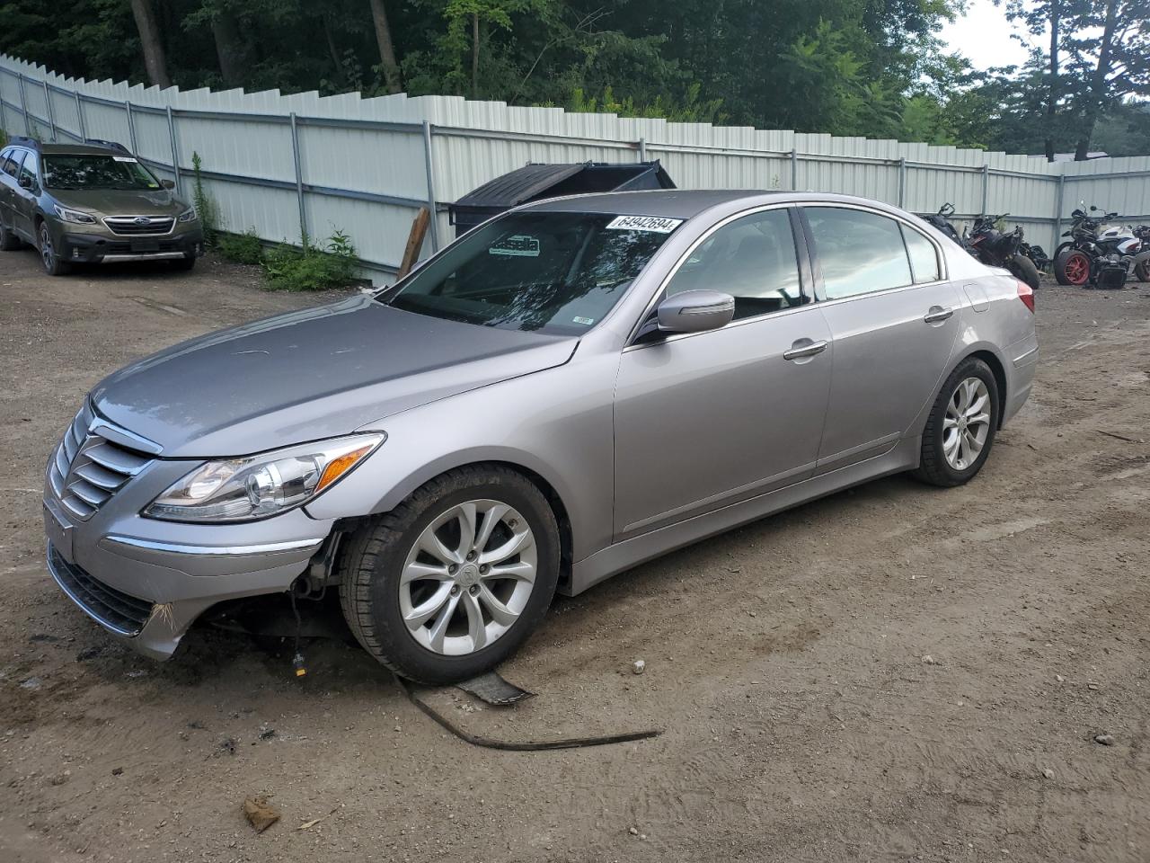 HYUNDAI GENESIS 3. 2012