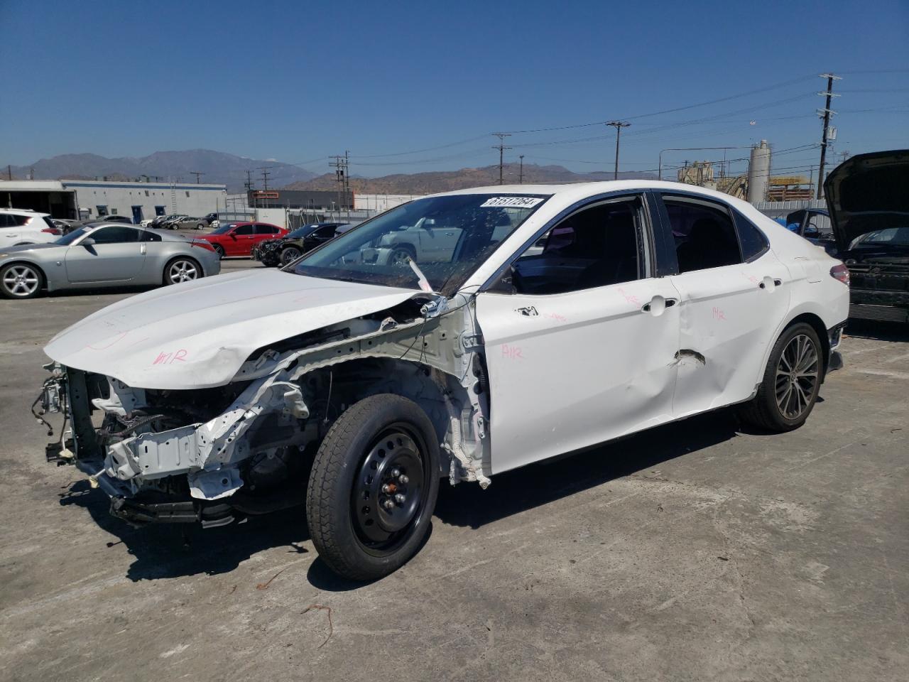 TOYOTA CAMRY SE 2020