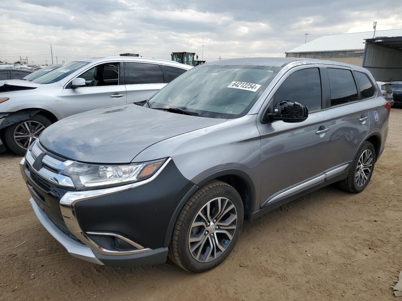 MITSUBISHI OUTLANDER 2018