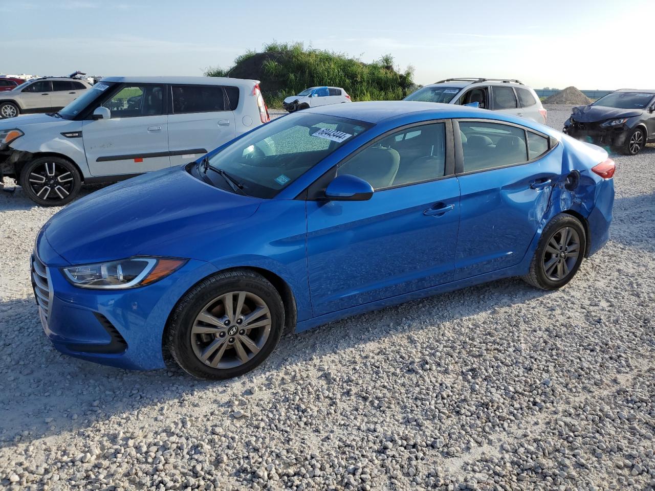 HYUNDAI ELANTRA 2017