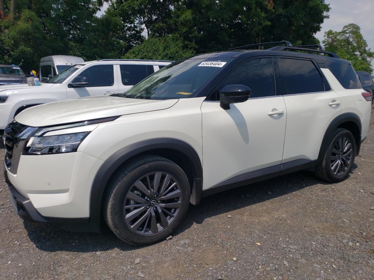 NISSAN PATHFINDER 2023