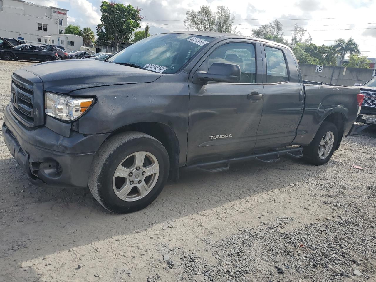 TOYOTA TUNDRA DOU 2013