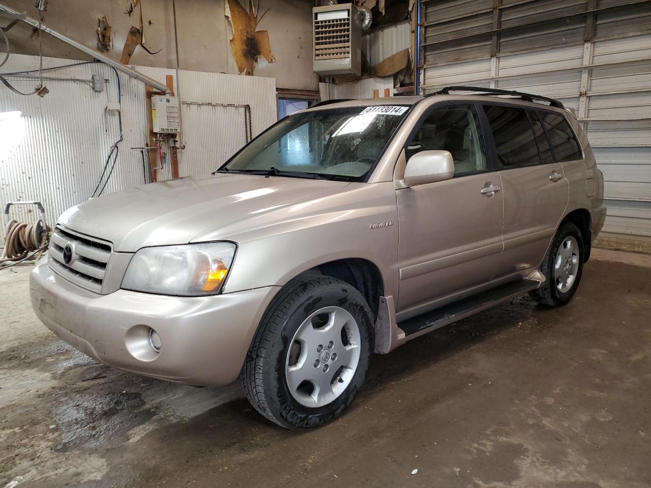 TOYOTA HIGHLANDER 2004