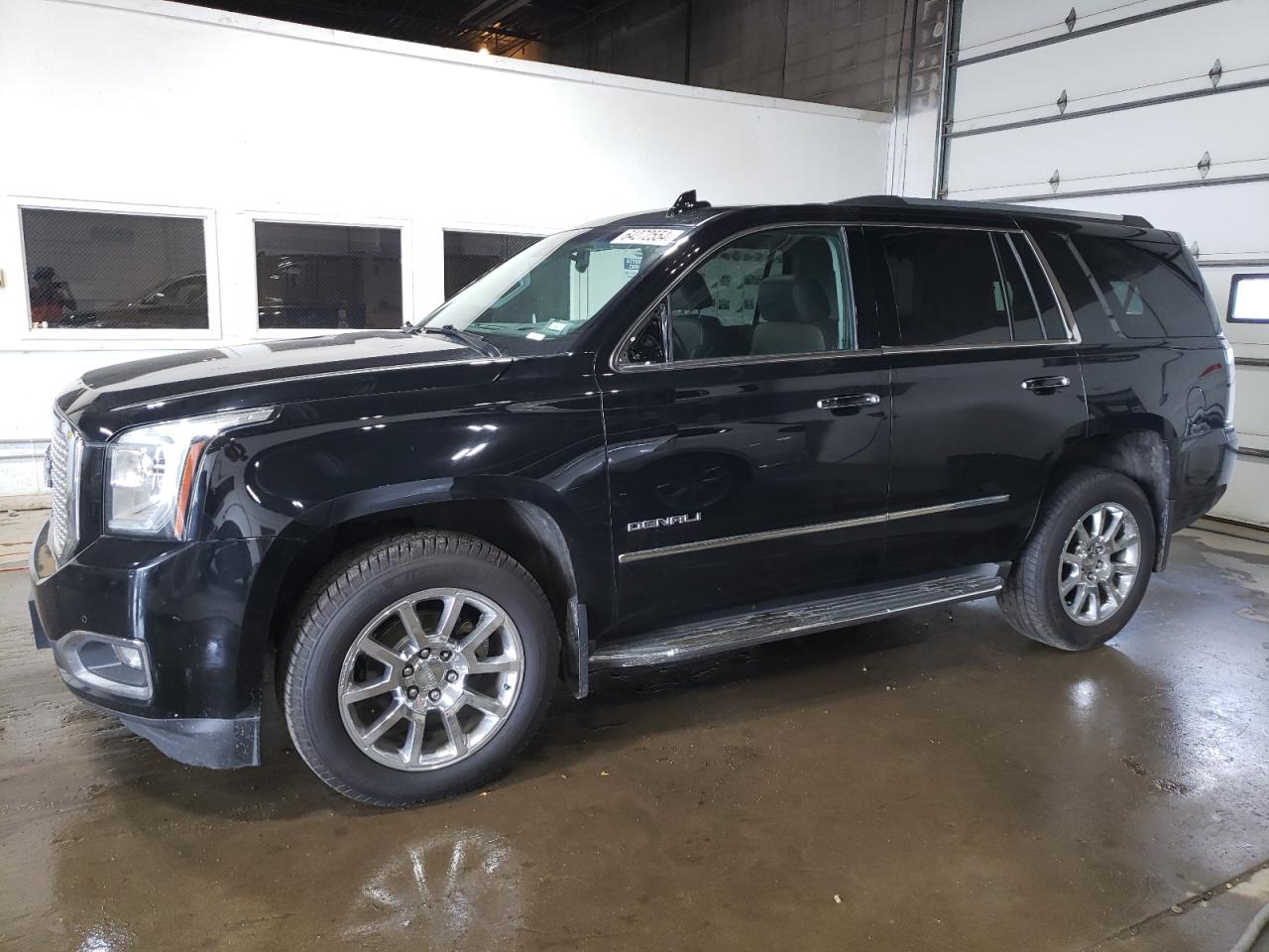 GMC YUKON DENA 2015