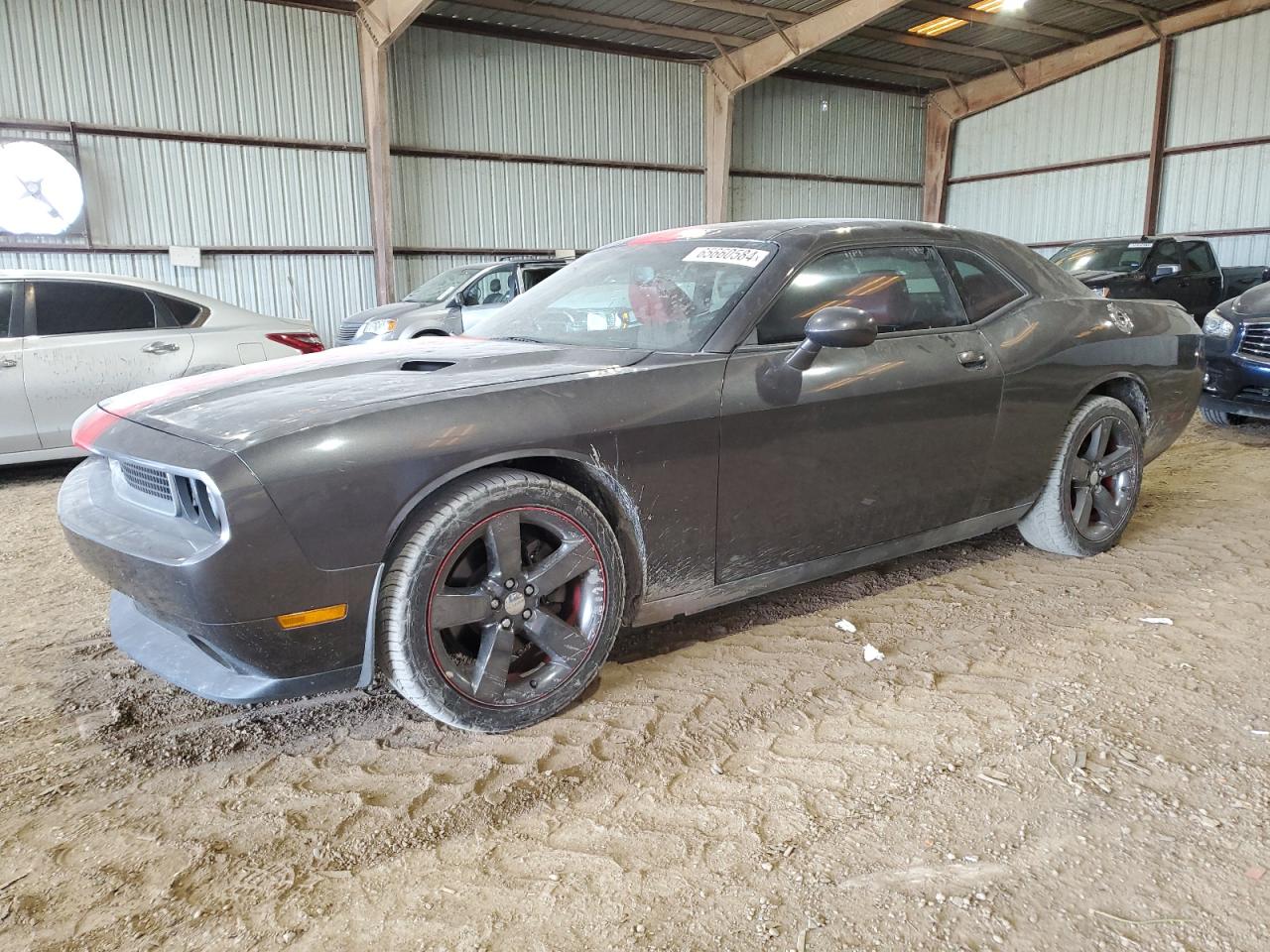 DODGE CHALLENGER 2013