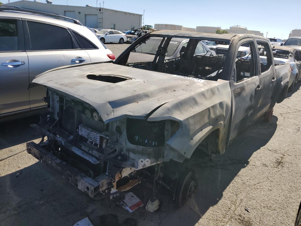 TOYOTA TACOMA DOU 2016