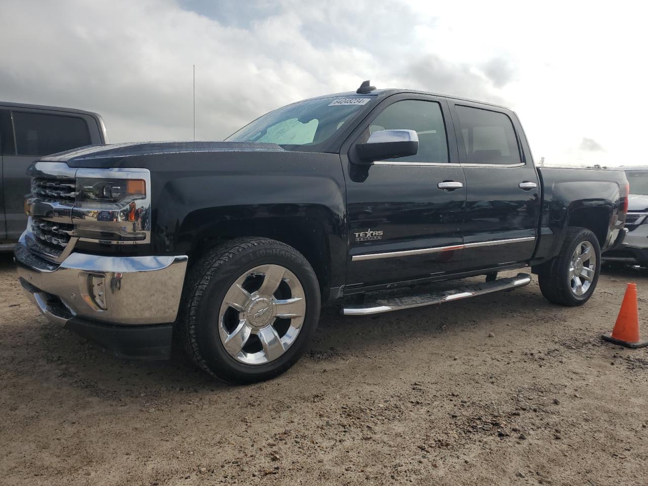 CHEVROLET SILVERADO 2018