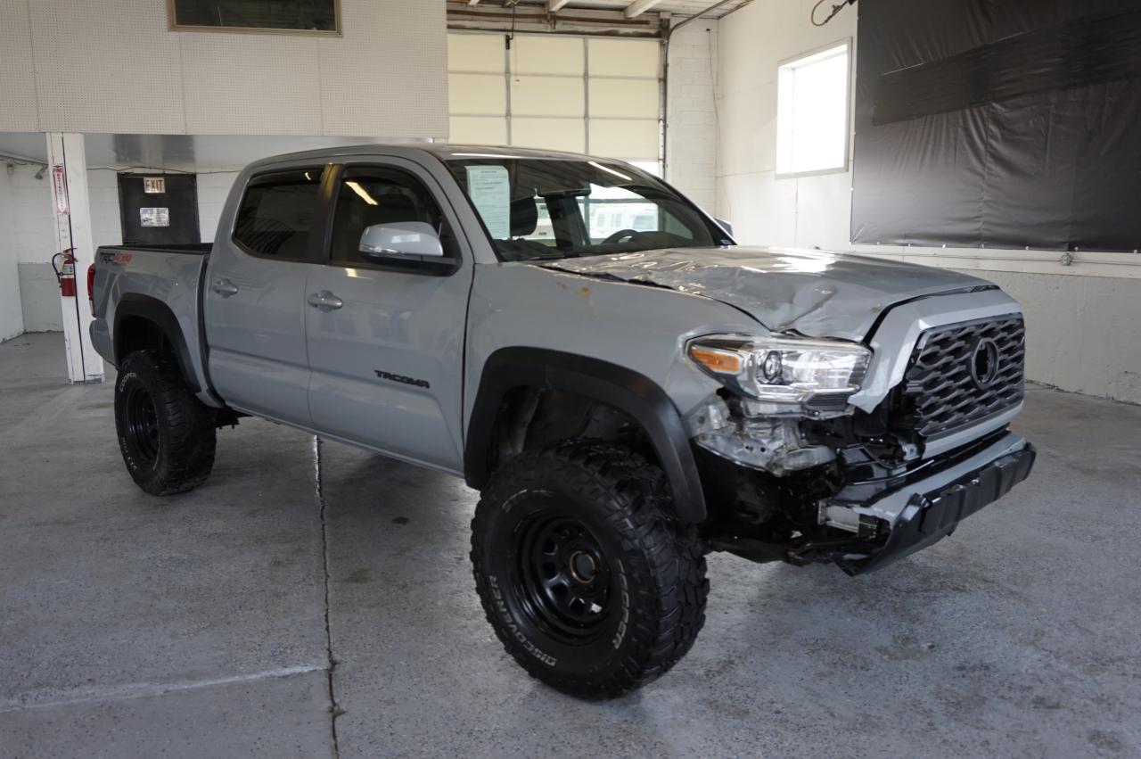 TOYOTA TACOMA 2019