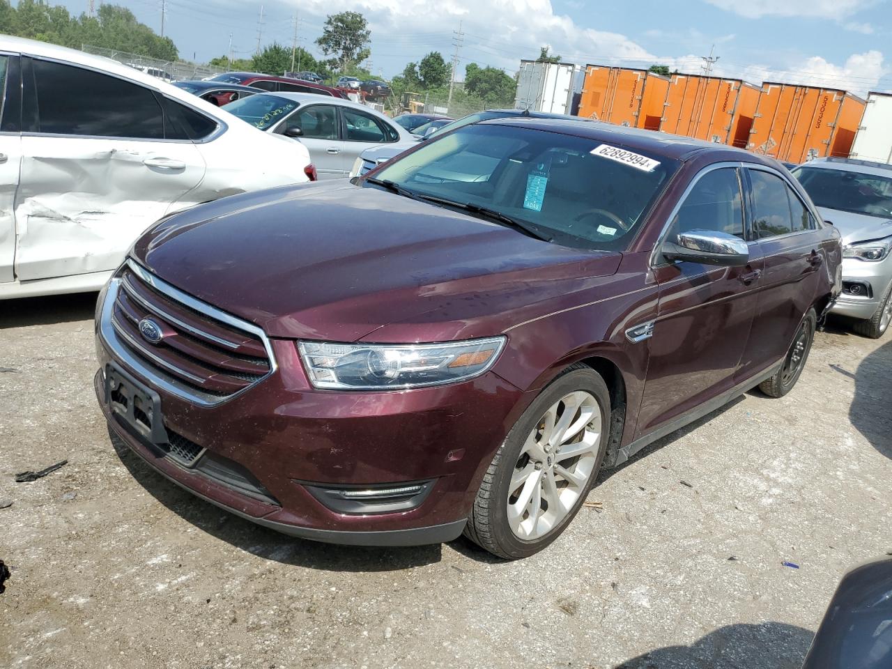 FORD TAURUS LIM 2018
