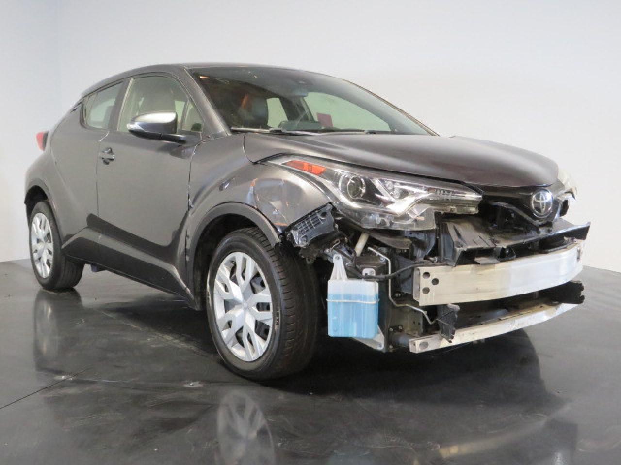 TOYOTA C-HR 2019