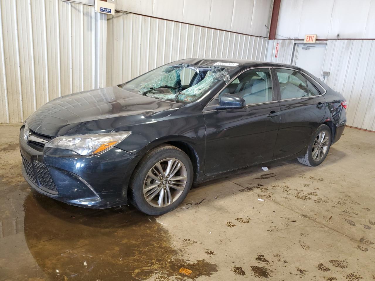 TOYOTA CAMRY LE 2017