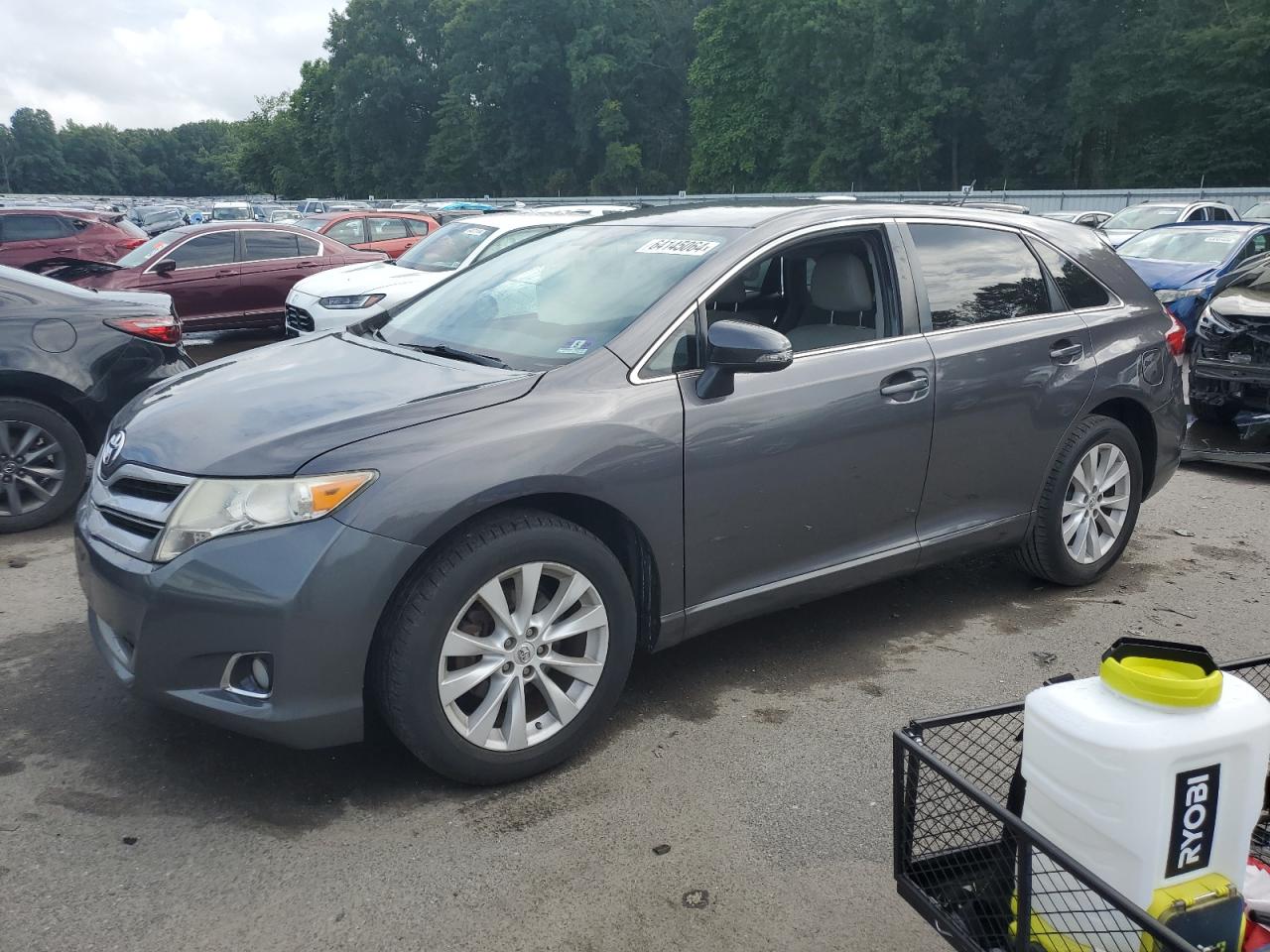 TOYOTA VENZA LE 2015