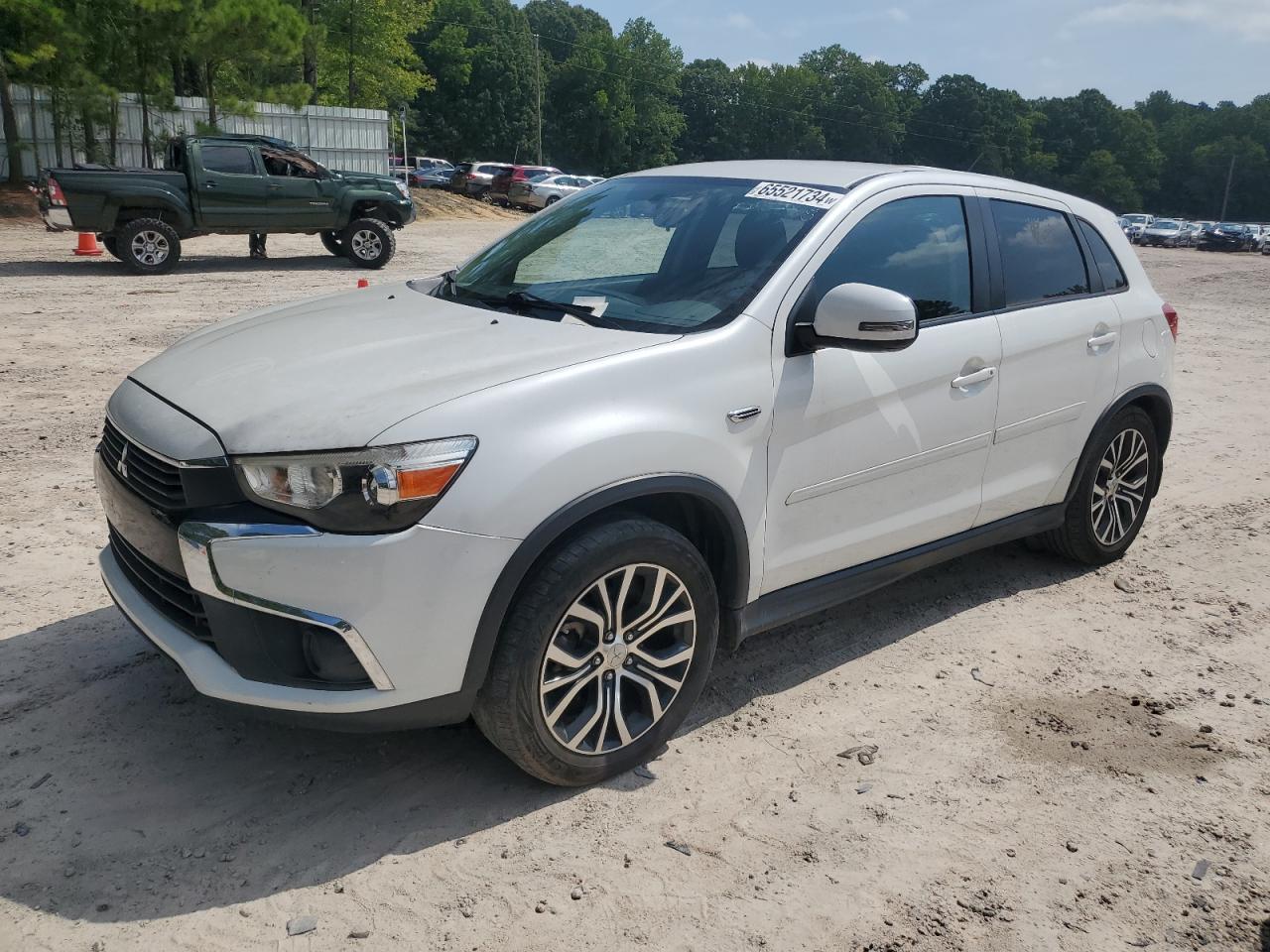 MITSUBISHI OUTLANDER 2016