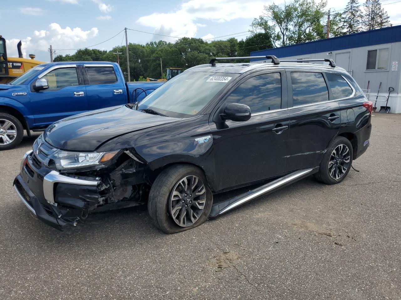 MITSUBISHI OUTLANDER 2018