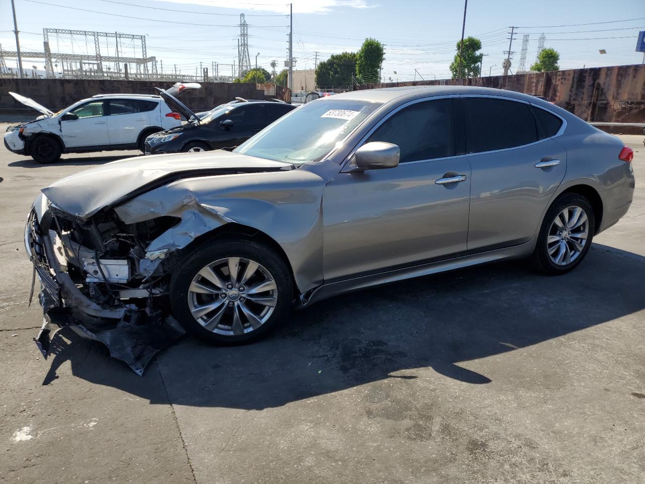 INFINITI M37 2011