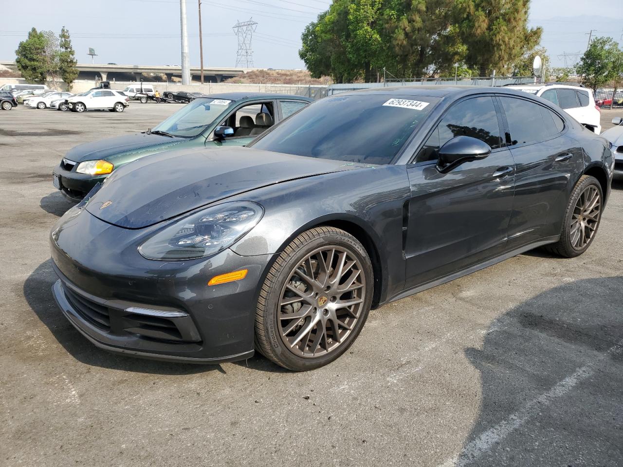 PORSCHE PANAMERA 4 2017