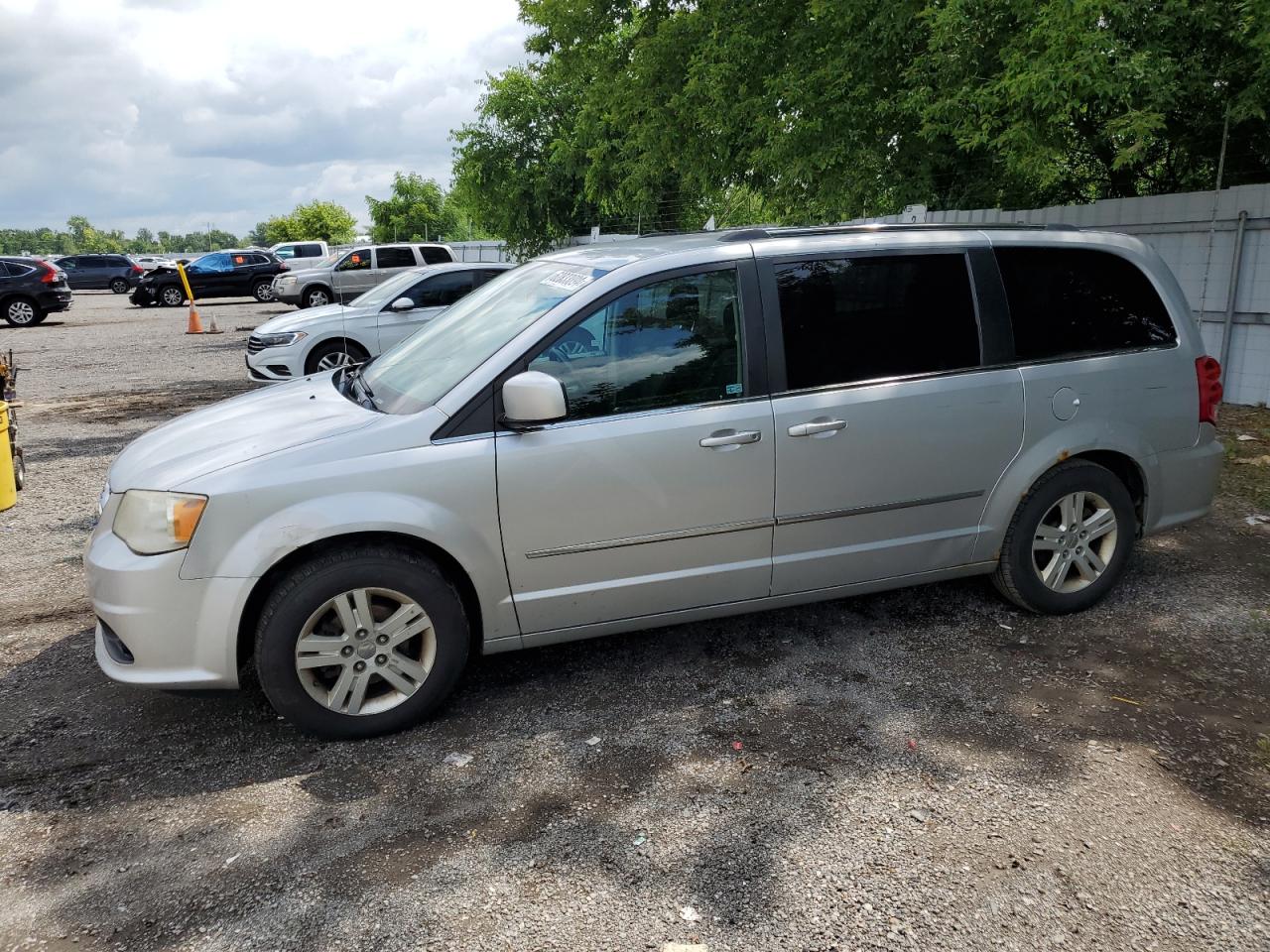 DODGE CARAVAN 2011