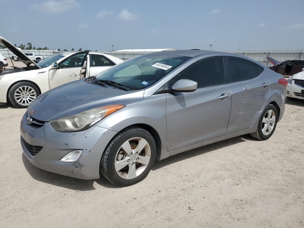 HYUNDAI ELANTRA GL 2013