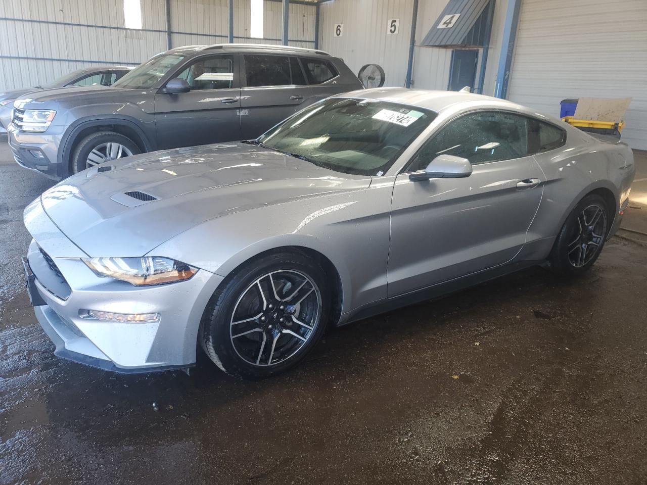 FORD MUSTANG 2023