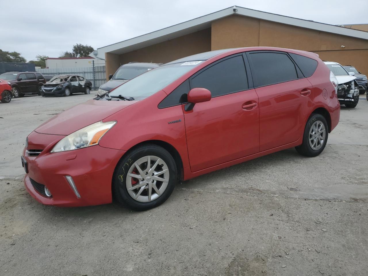 TOYOTA PRIUS V 2012