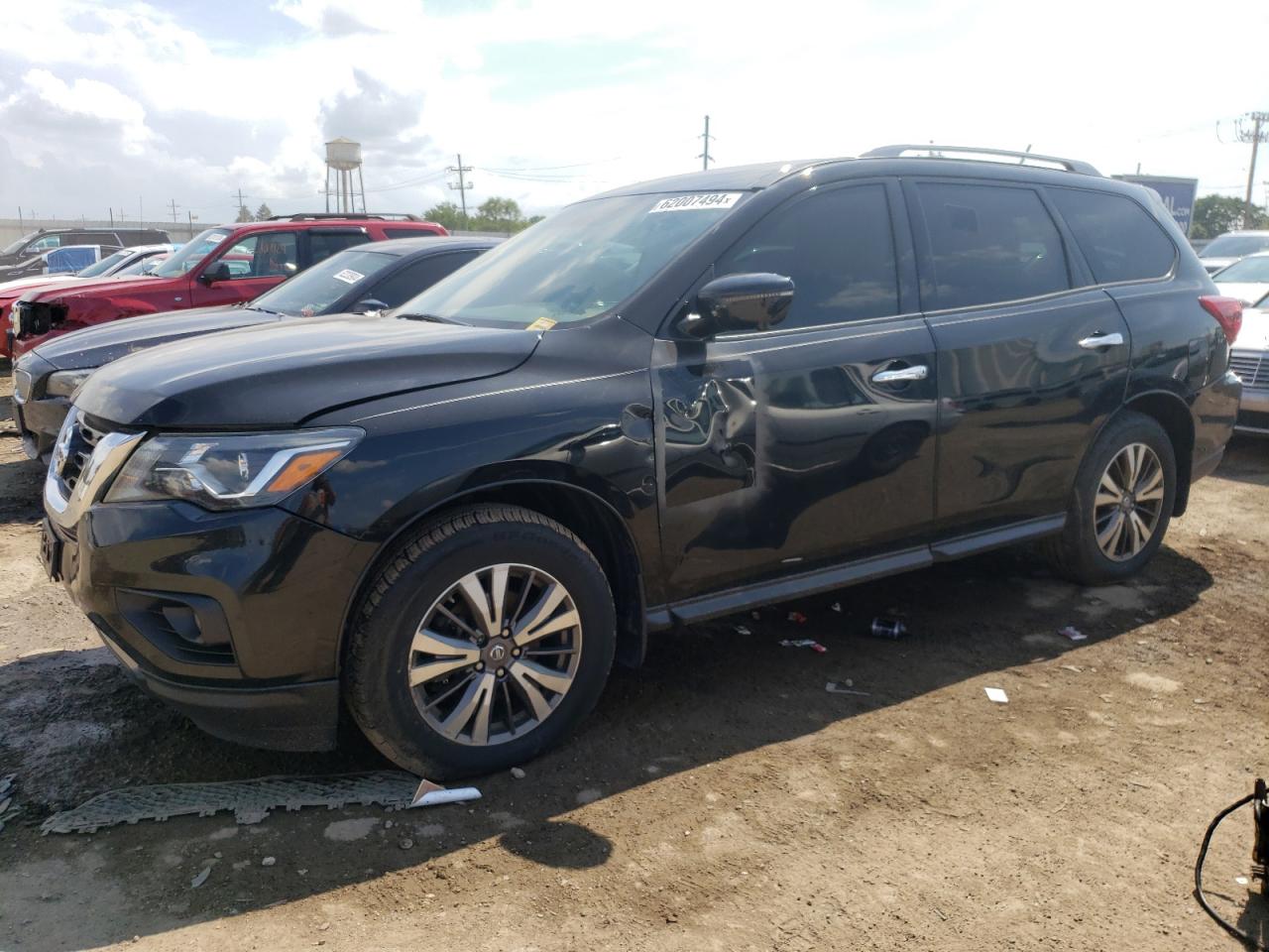 NISSAN PATHFINDER 2017