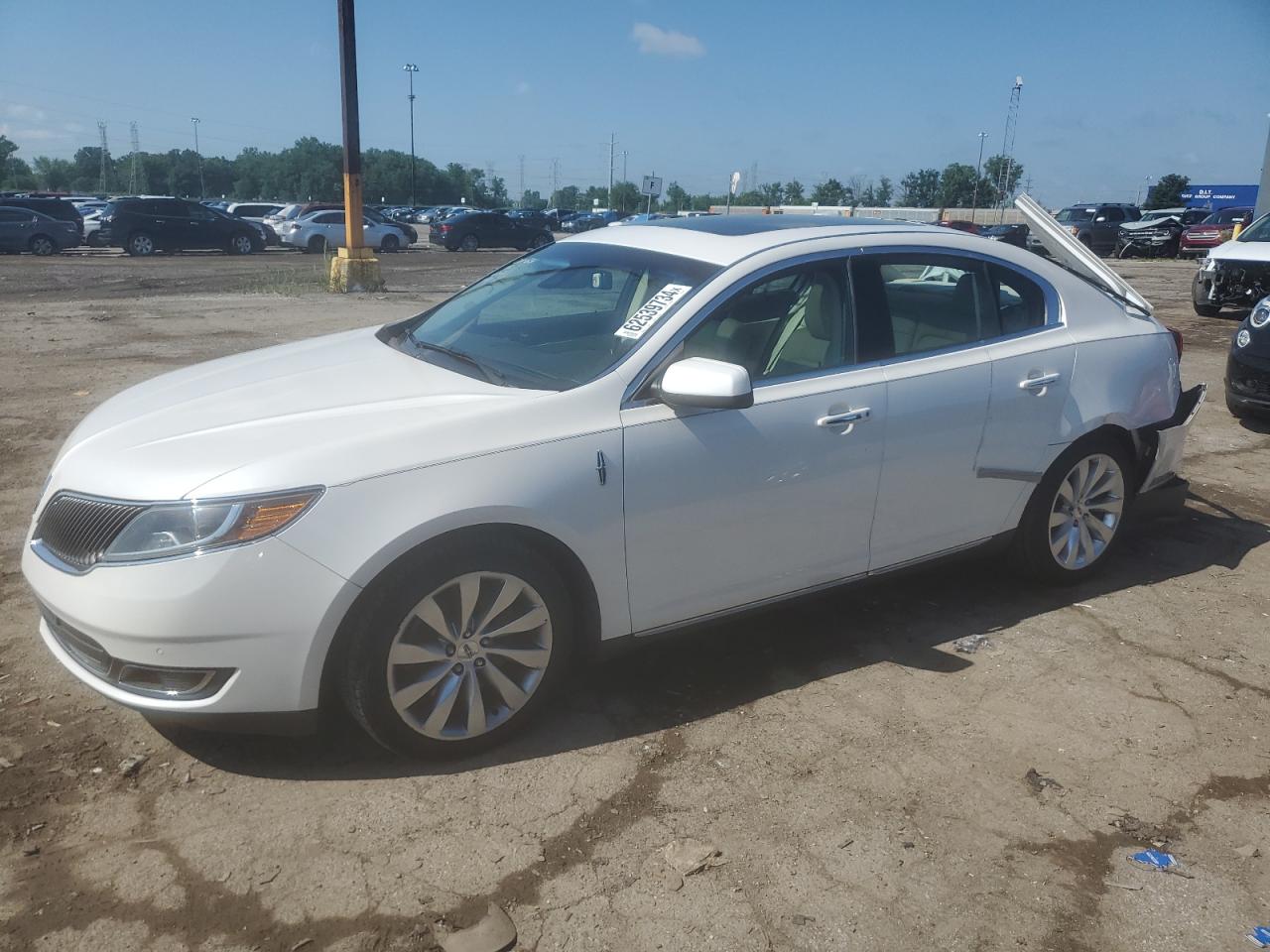 LINCOLN MKS 2015