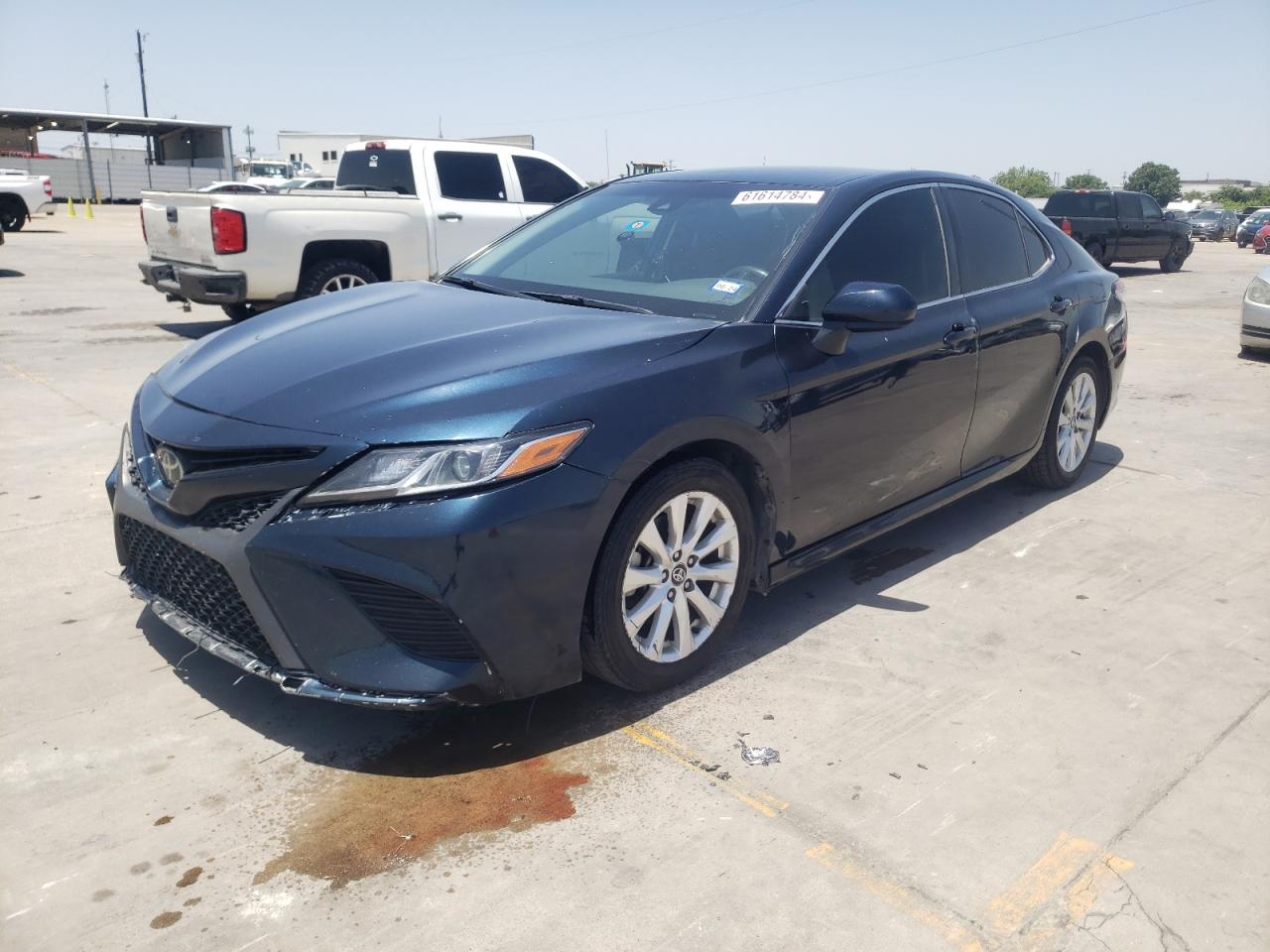 TOYOTA CAMRY LE 2020