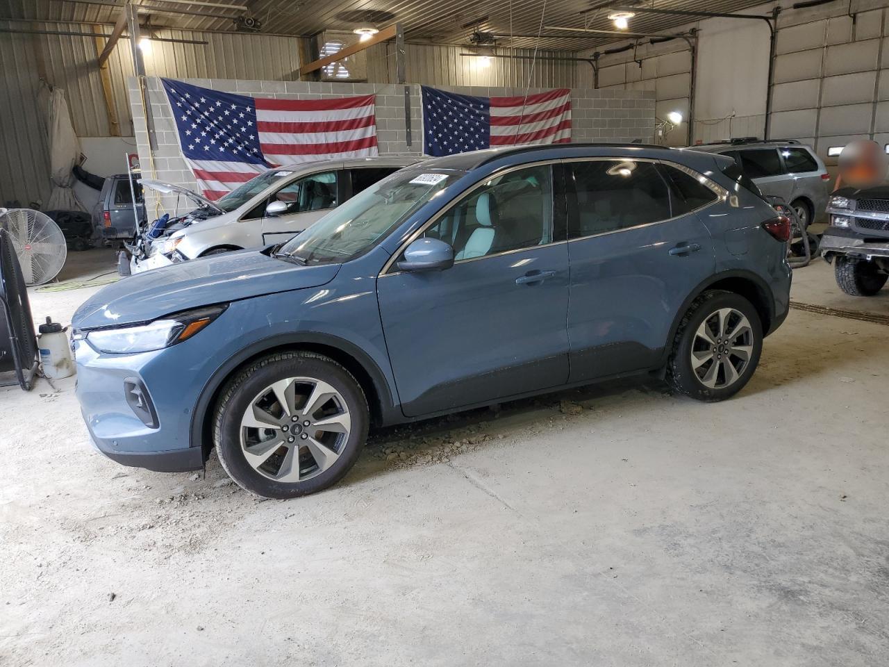FORD ESCAPE PLA 2024