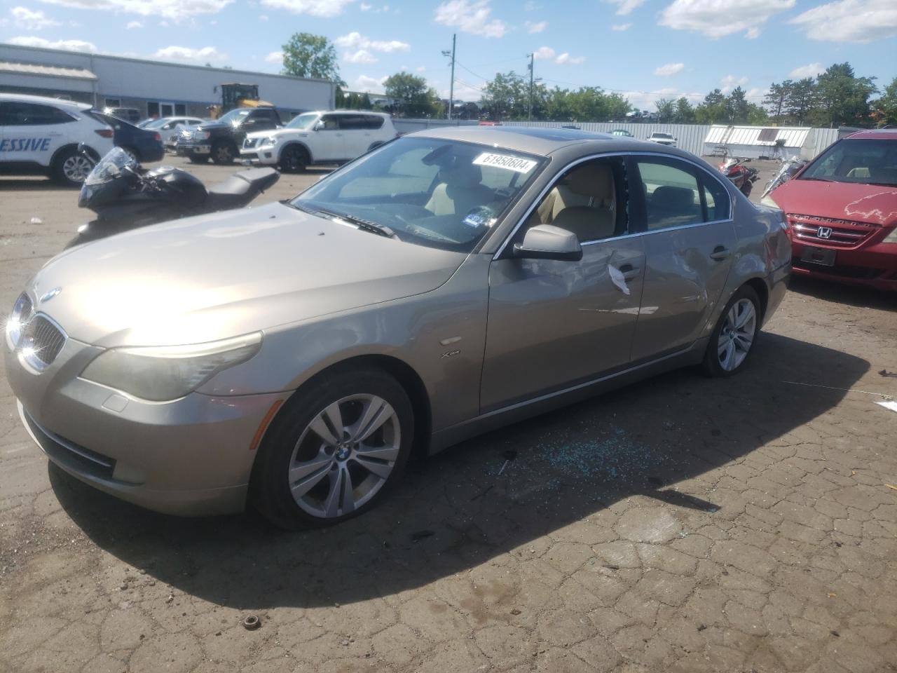 BMW 528 XI 2010
