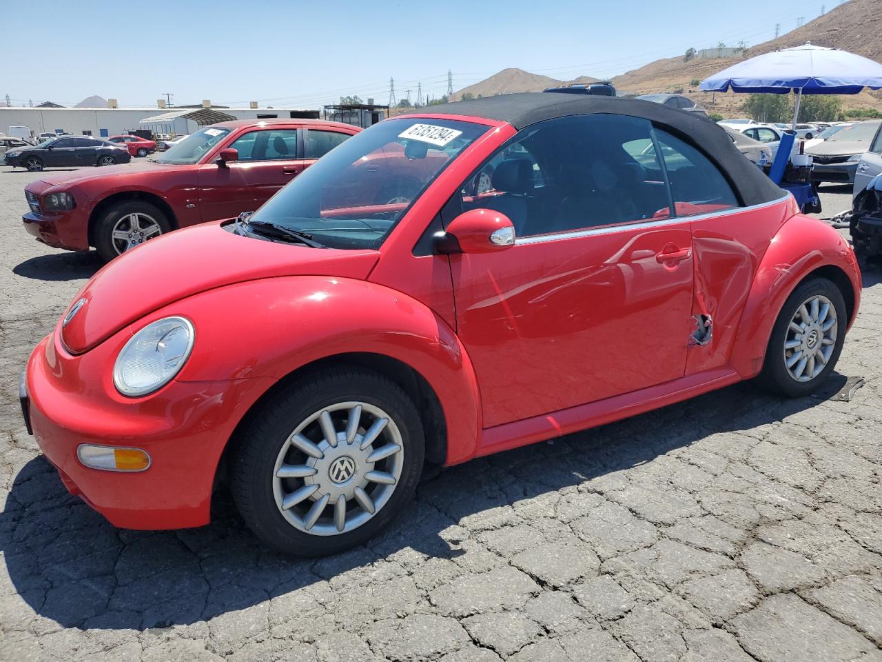 VOLKSWAGEN NEW BEETLE 2004