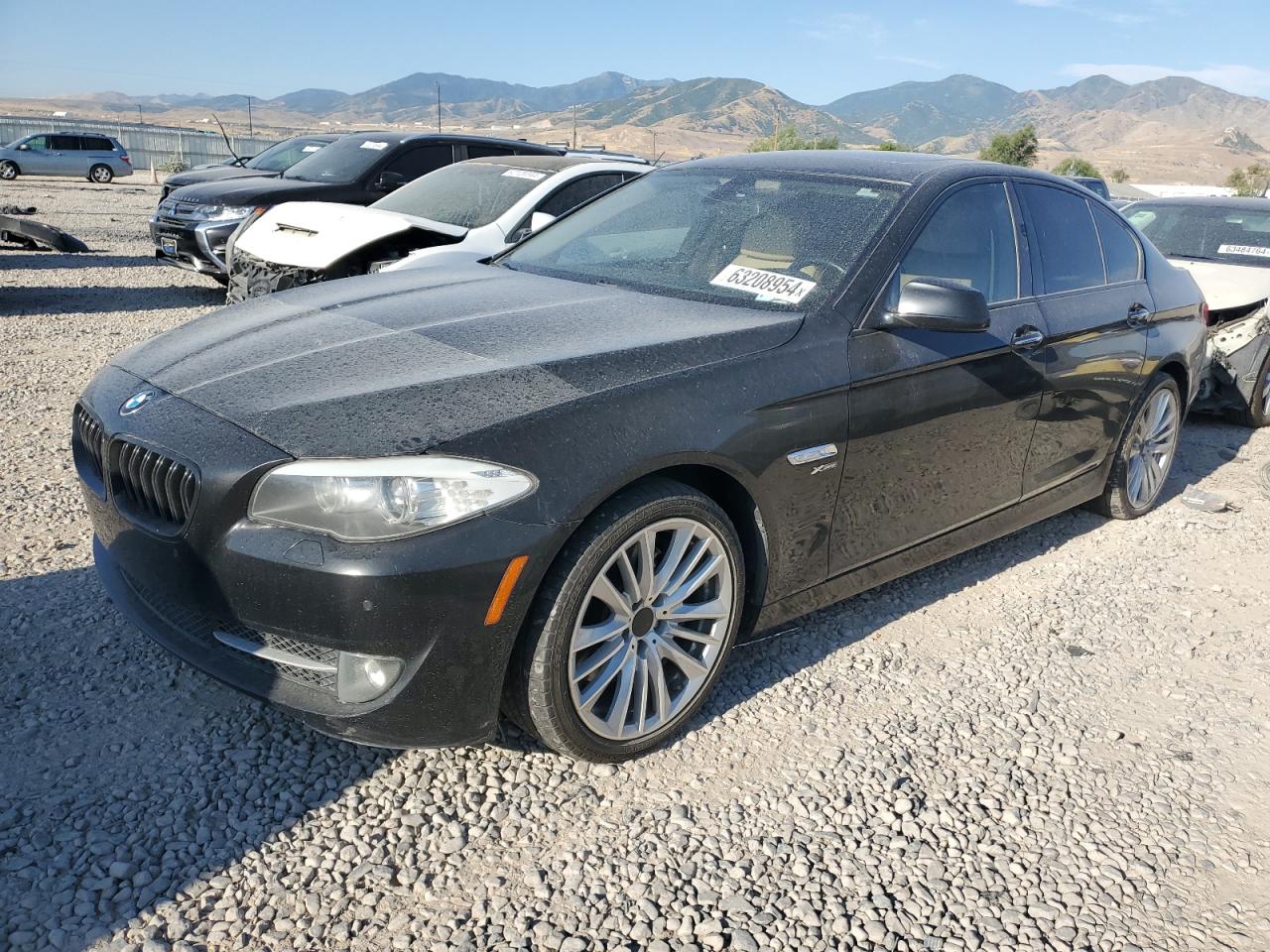 BMW 5 SERIES 2011