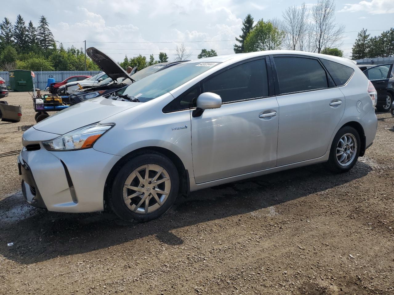 TOYOTA PRIUS V 2017