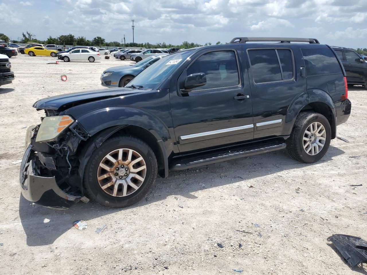 NISSAN PATHFINDER 2011