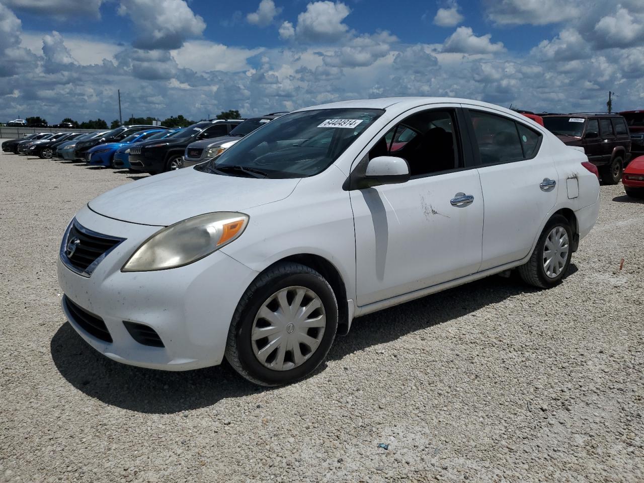 NISSAN VERSA S 2013