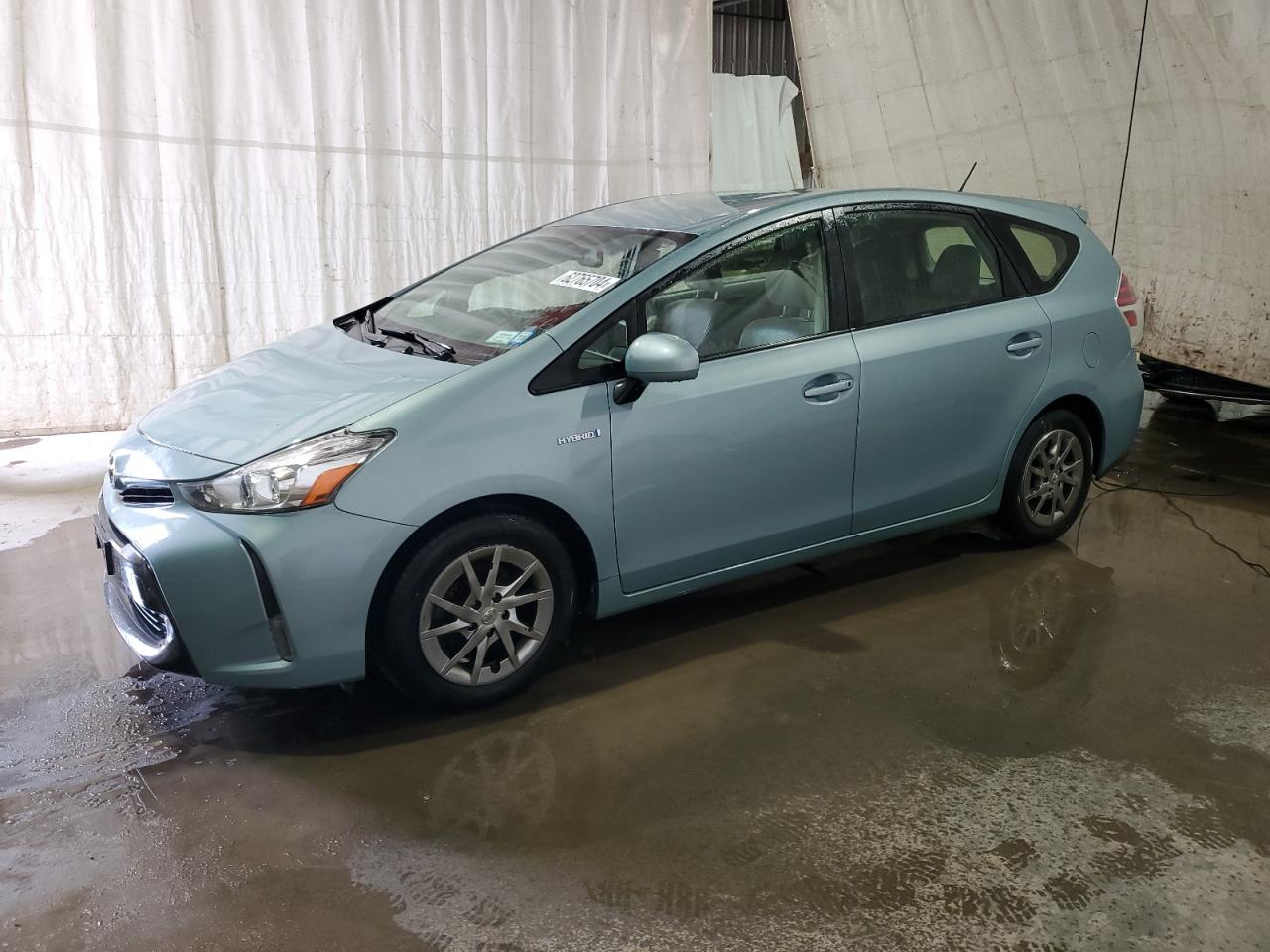 TOYOTA PRIUS V 2017