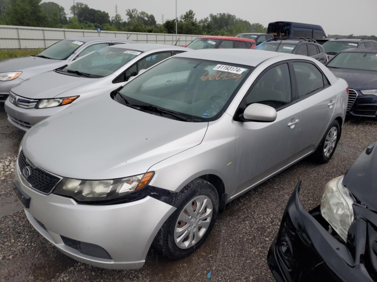 KIA FORTE LX 2013