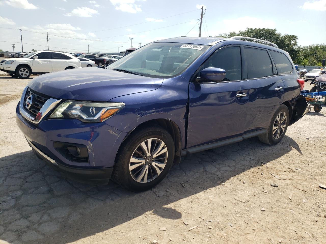 NISSAN PATHFINDER 2017