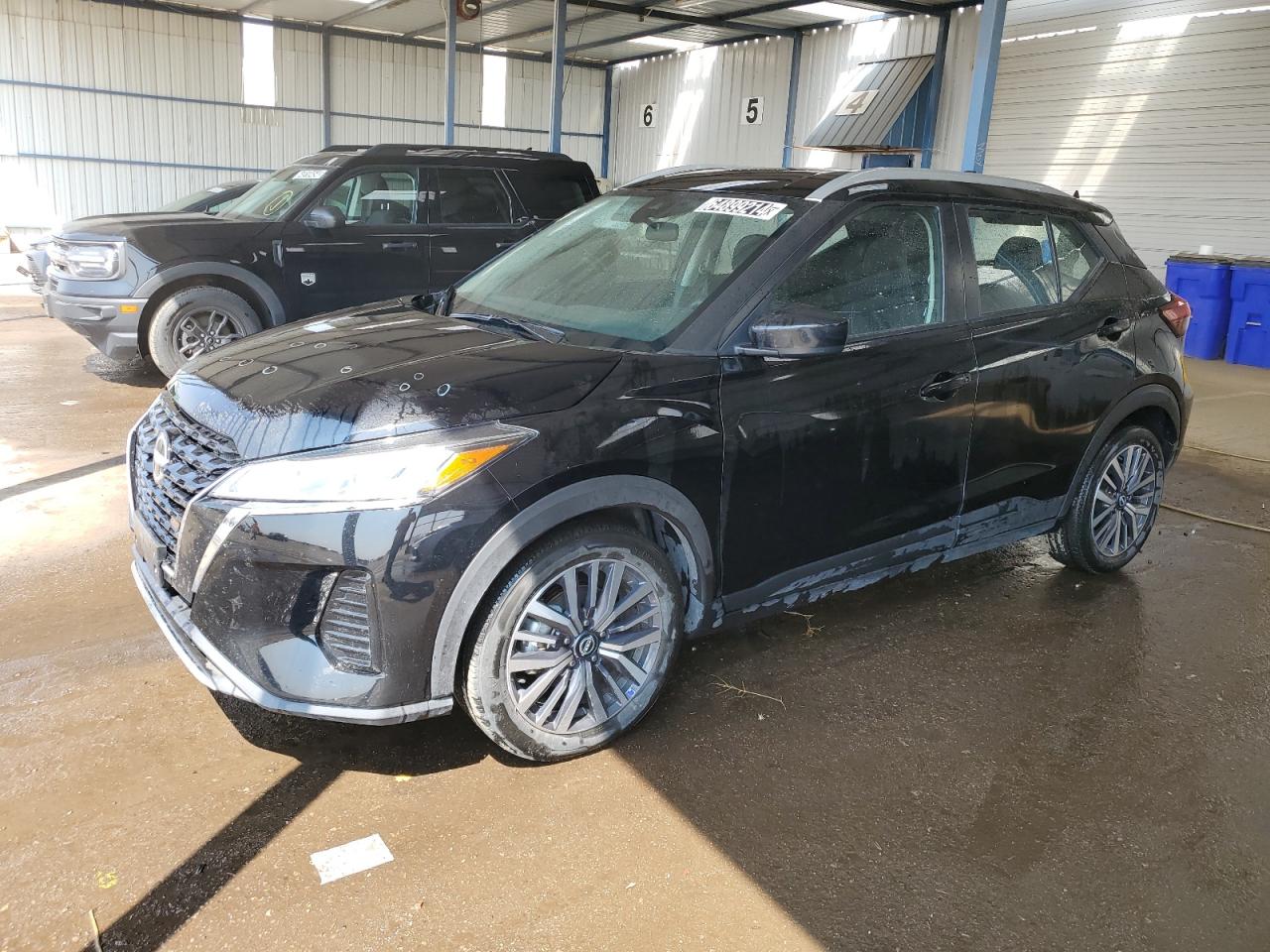 NISSAN KICKS SV 2023