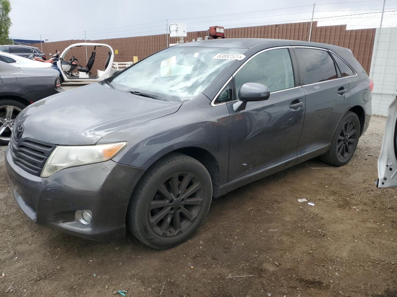 TOYOTA Venza 2011
