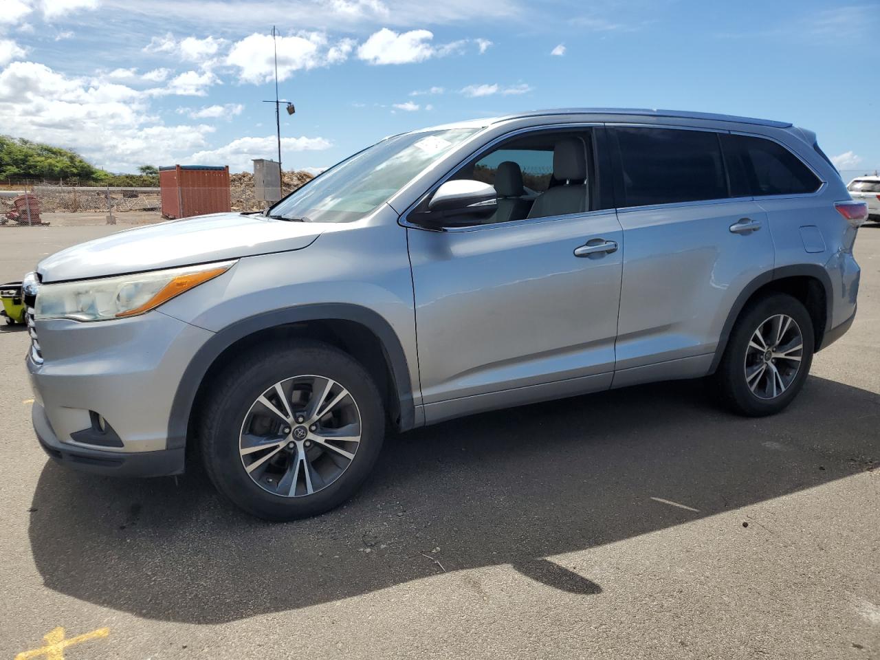 TOYOTA HIGHLANDER 2016