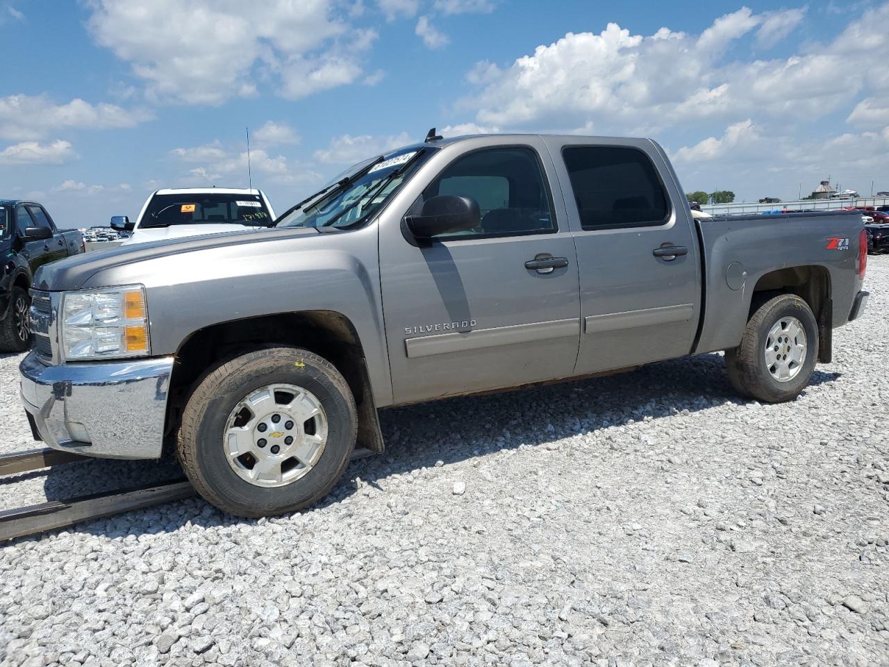 CHEVROLET SILVERADO 2013