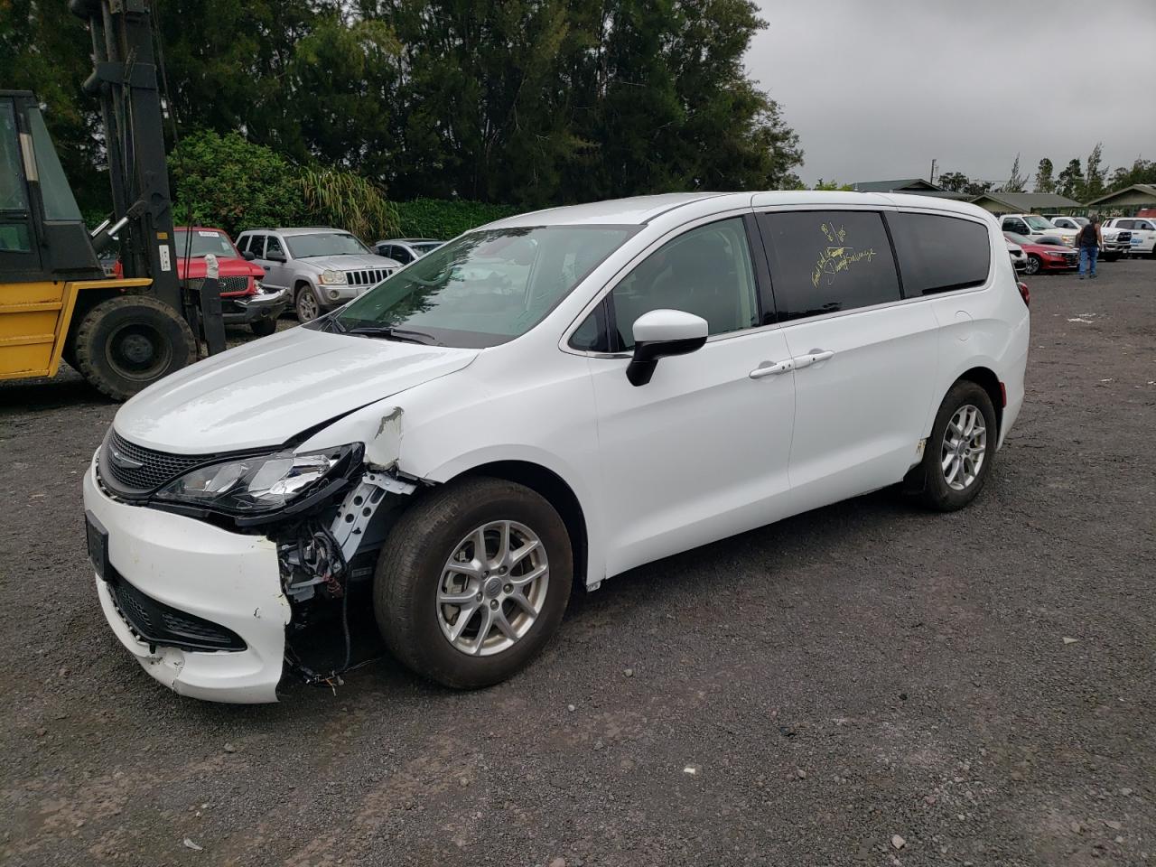 CHRYSLER VOYAGER LX 2023