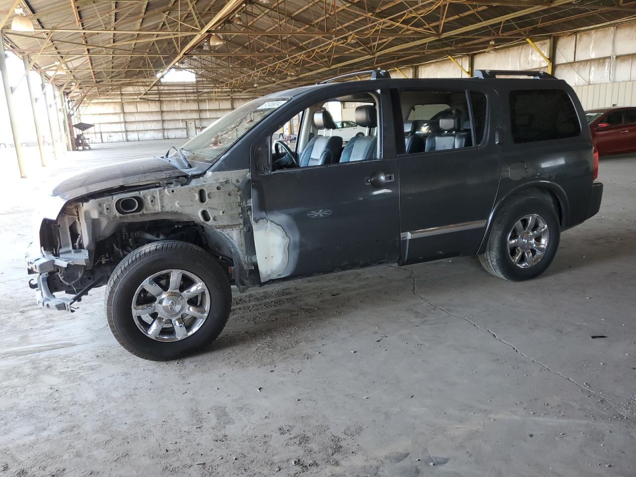 INFINITI QX56 2005