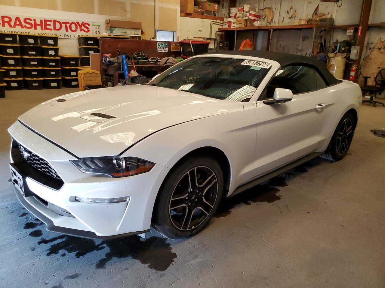 FORD MUSTANG 2023