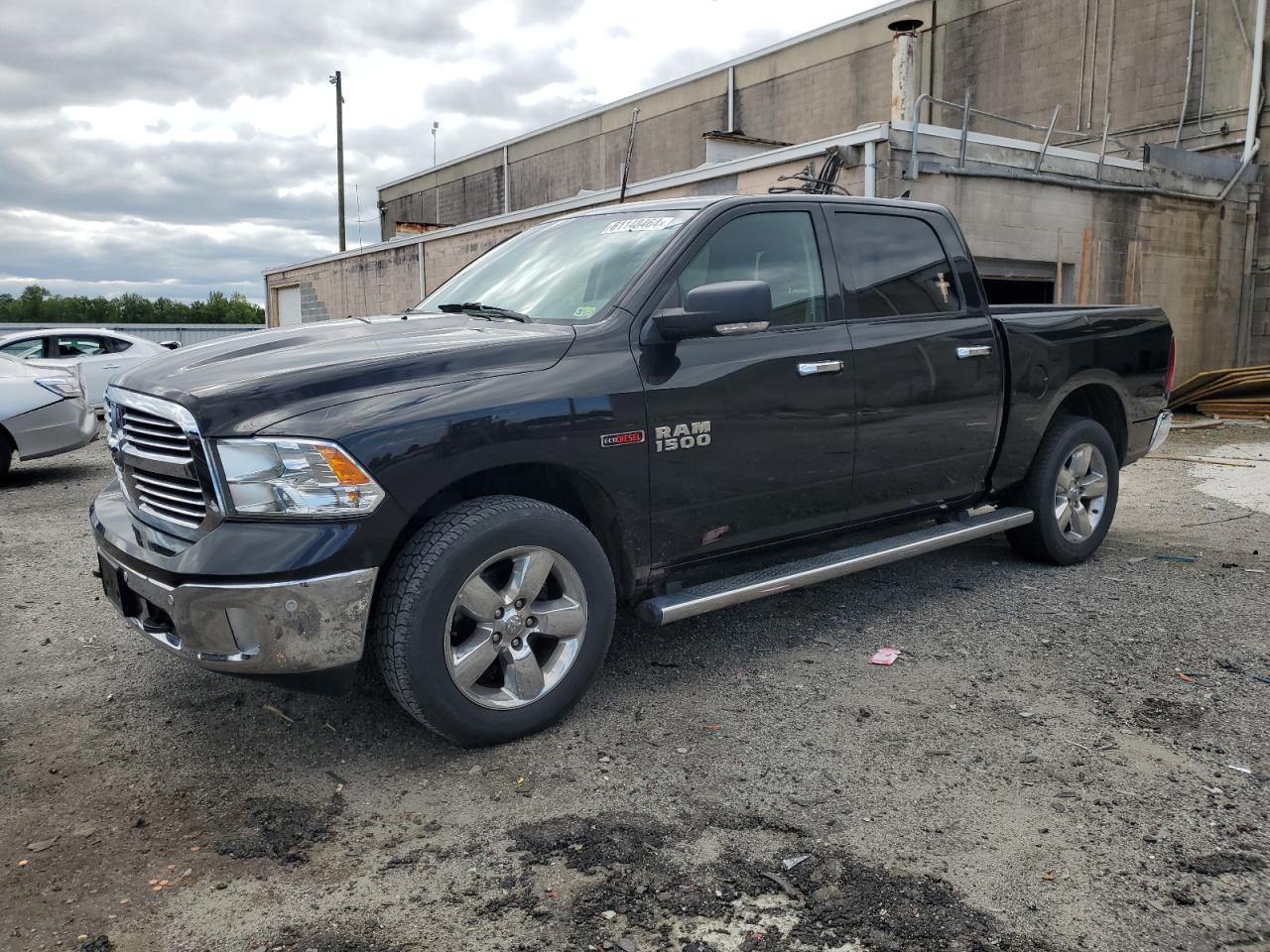 RAM 1500 SLT 2018