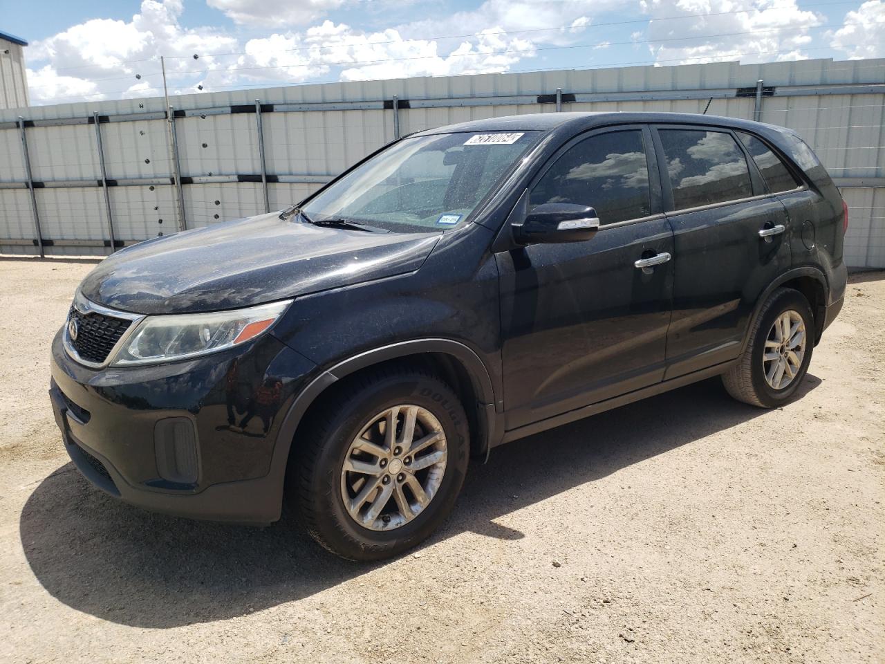 KIA SORENTO LX 2015