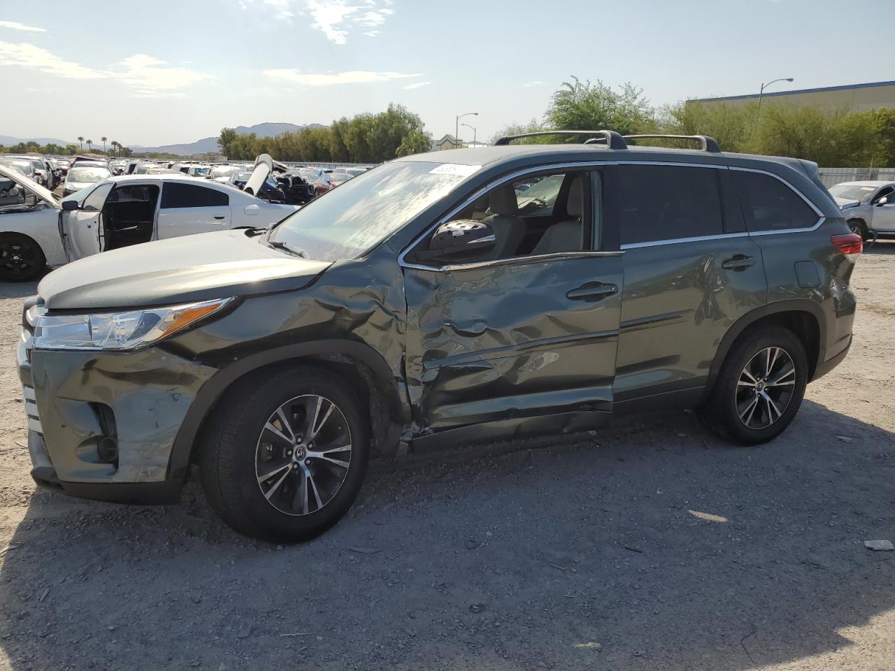 TOYOTA HIGHLANDER 2017