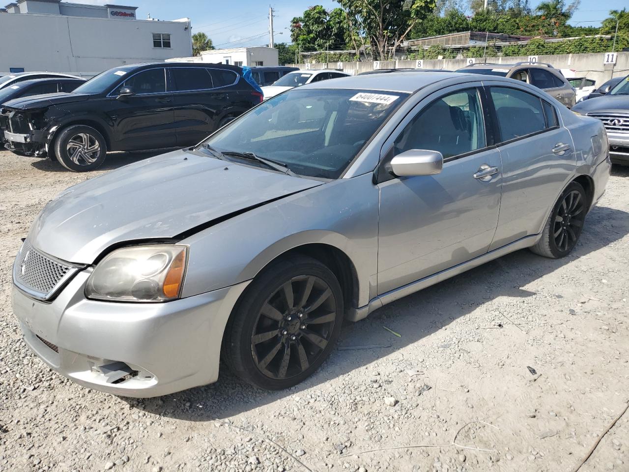 MITSUBISHI GALANT FE 2011
