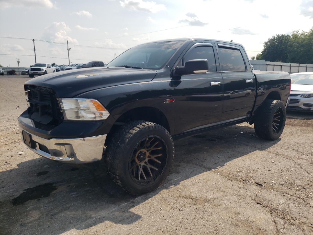 RAM 1500 SLT 2015