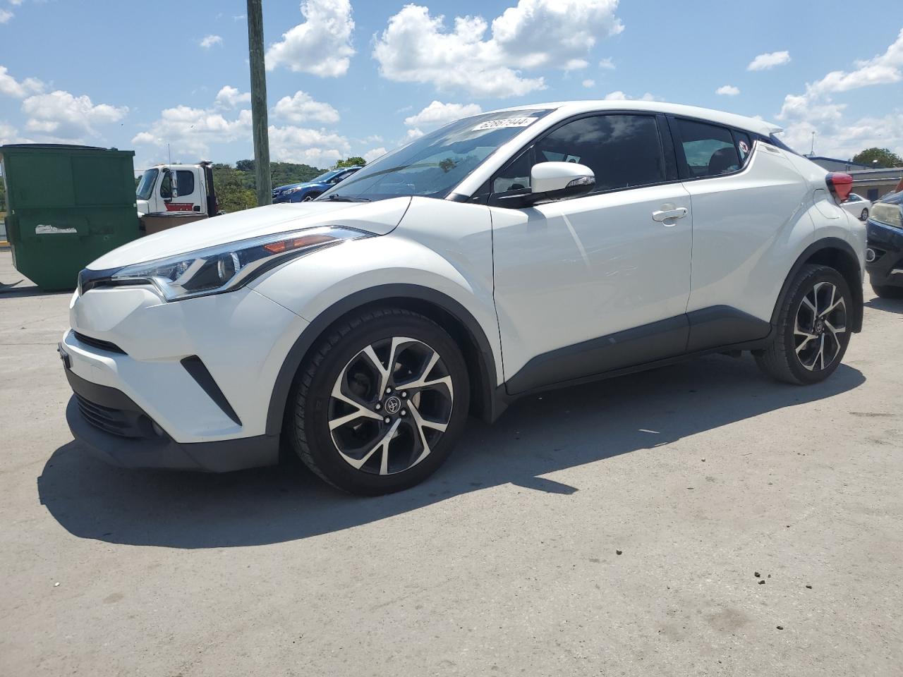 TOYOTA C-HR XLE 2018